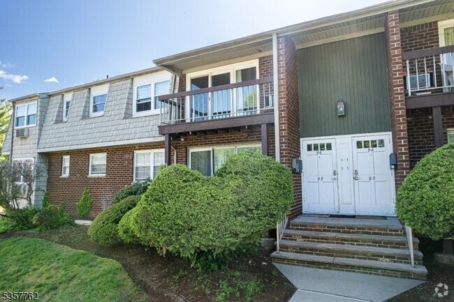 Building Photo - 34 Deanna Dr Unit 96 Rental