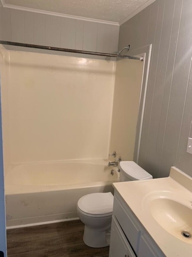 Photo - Renovated 3 Bedroom 1 Bath Home for Rent!