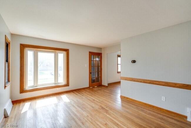 Photo - 8514 Deerfield Dr