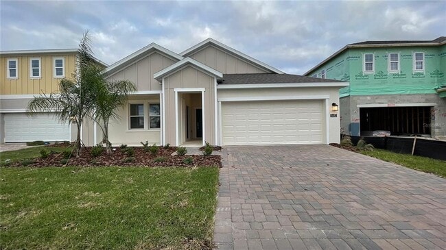 Building Photo - 5652 Lemon Grass St Unit B