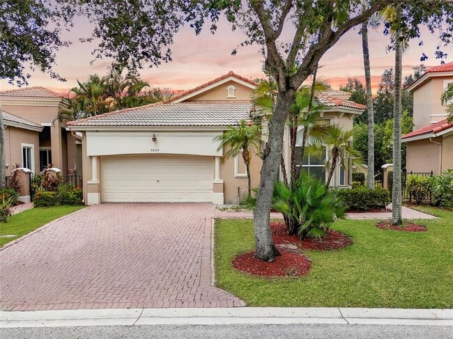 Building Photo - 5824 NW 120th Ave Rental