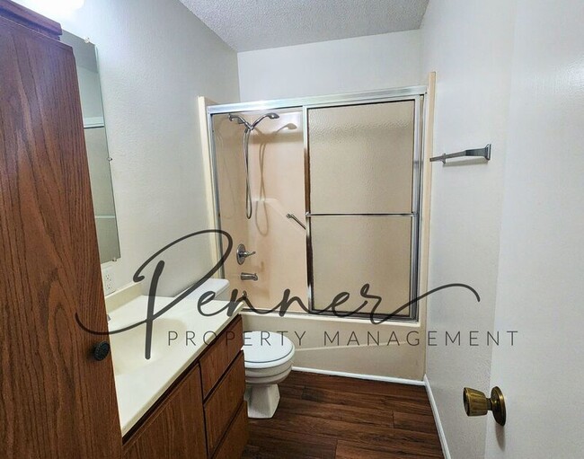 Photo - 101 SW 7th St