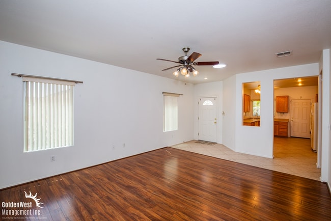 Photo - Charming 2Bdm 2Ba Home Located in the Desi...