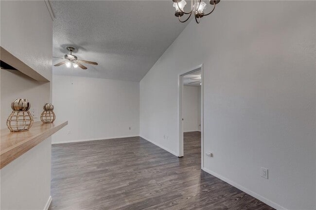 Photo - 11405 Walnut Ridge Dr