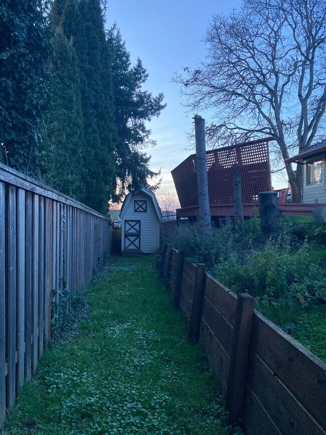 Single level Home in Newberg Rental For Rent in Newberg, OR