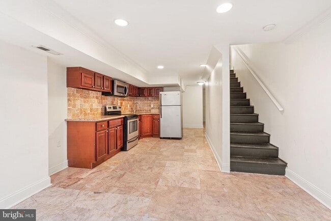 Photo - 1729 Fontain St Unit 1