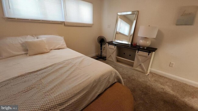 Photo - 12411 Thompson Rd