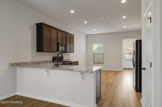 Photo - 305 Wakely Ct