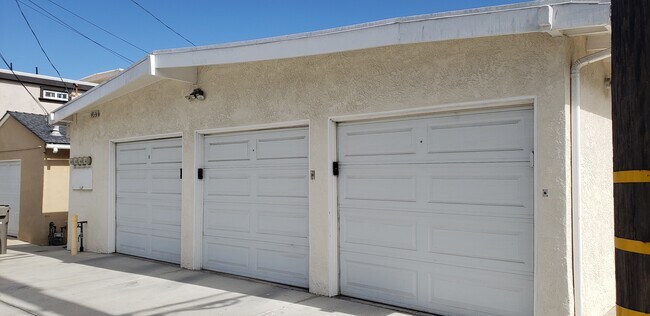 Photo - 109 E Dolphin Ave Unidad 1