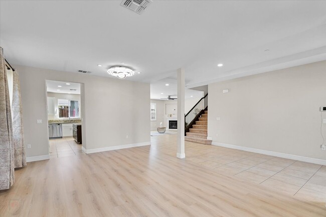 Photo - 2148 Hilda Way House