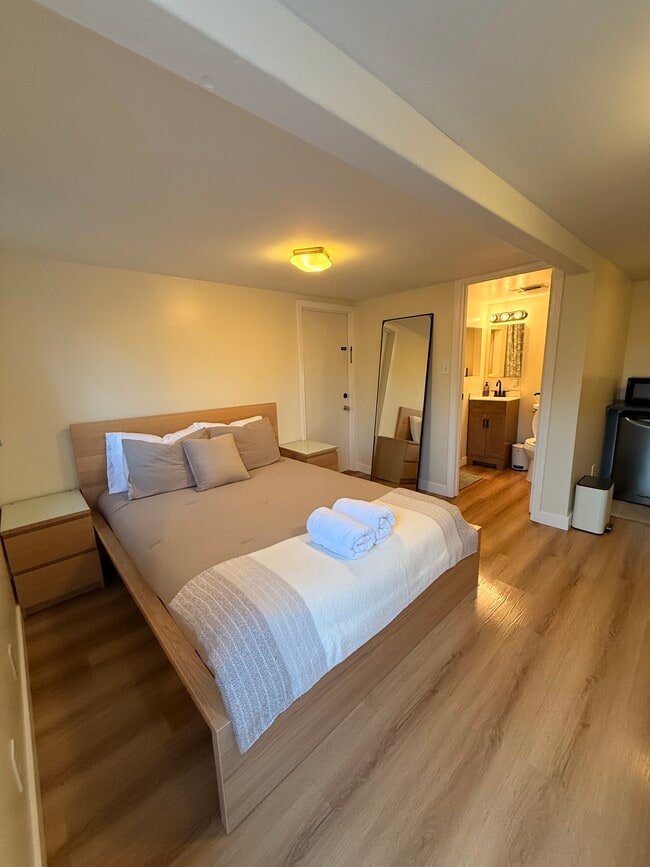 1295 Foothill Dr Unit Studio