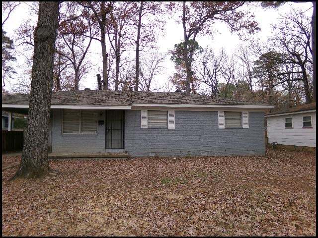 Building Photo - 7018 Fairfield Dr