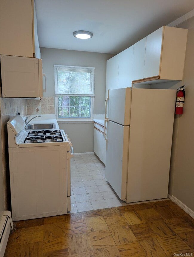 Building Photo - 1 Hemlock Dr Unit C152