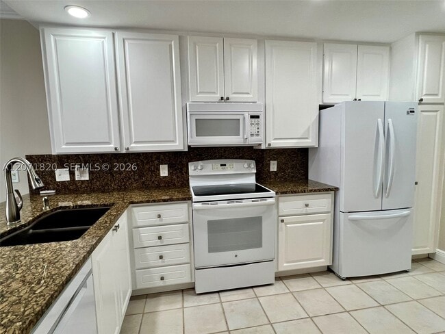 Photo - 314 Legare Ct