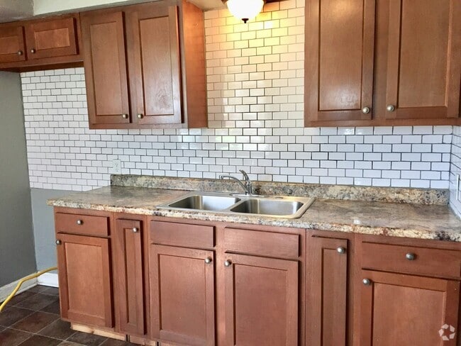 Building Photo - 4919 N 26th St Rental