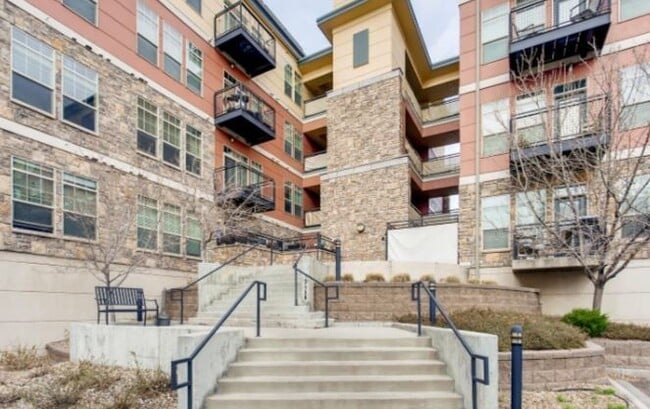 One Bedroom Condo Available For Rent at Va... - One Bedroom Condo Available For Rent at Va... Unit 222