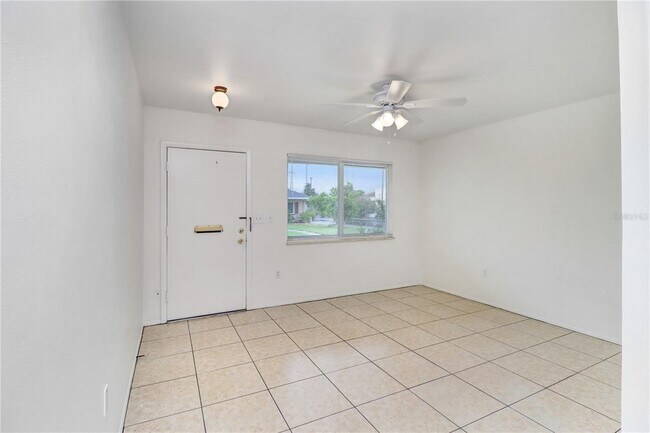 Photo - 1309 Warwick Ct Casa