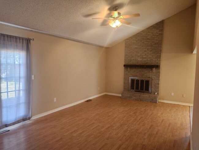 Photo - Nice 3/2/2 home on edge of town with easy access to highways