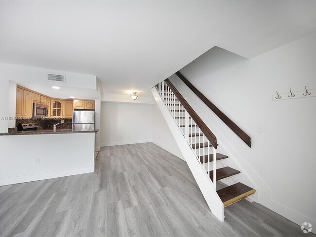Building Photo - 670 NW 85th Pl Unit 11-201 Rental