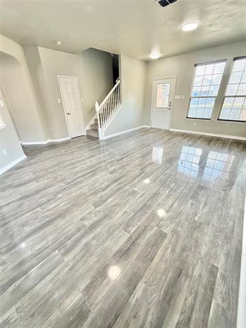 Photo - 308 Serenade Ln