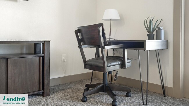 Photo - 2056 Sundance Parkway Unidad 2204