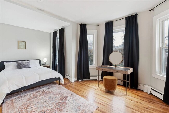 Building Photo - 2 Sherman St Unit 2 Rental