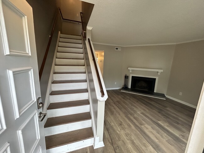 Photo - 5803 Shady Grove Cir