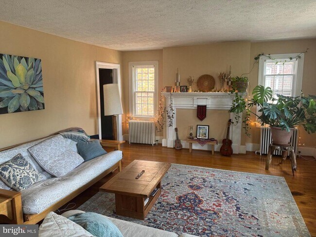 Photo - 107 Morgan St