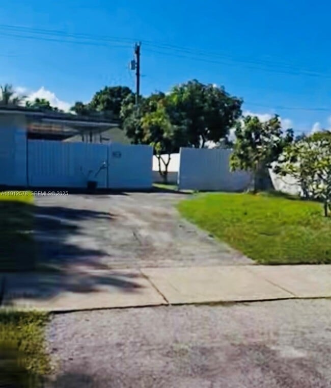 Photo - 16020 SW 98th Ct Unit 0