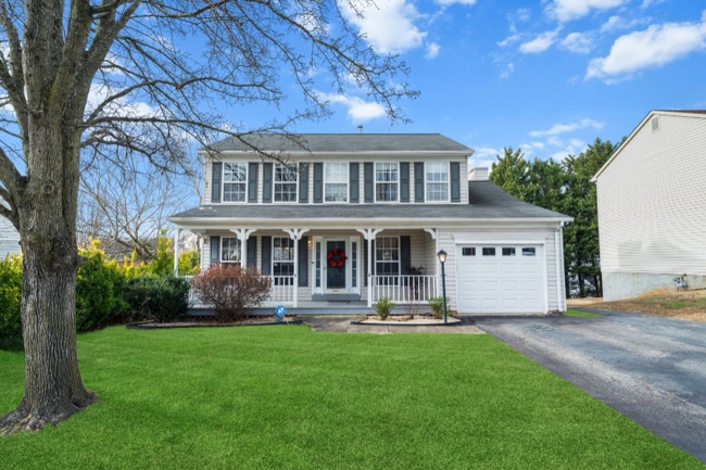 Building Photo - 13810 Mapledale Ave