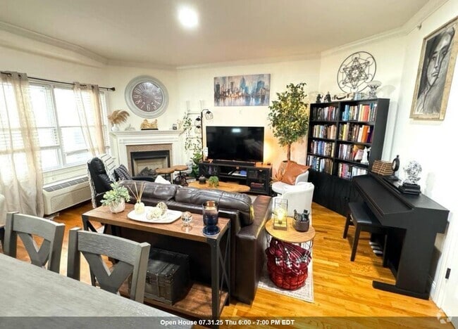 Building Photo - 301 68th St Unit 1 Rental