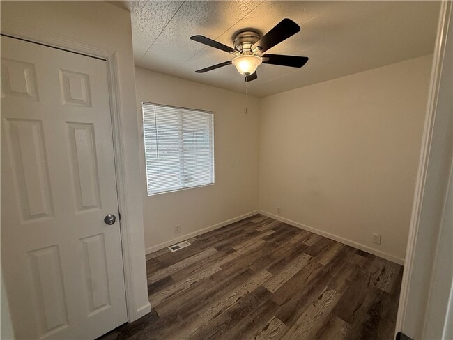 Photo - 2995 E Ames Ave