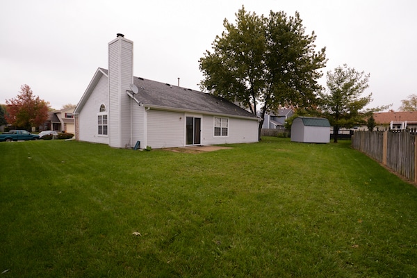 Photo - 582 Redfox Ct N