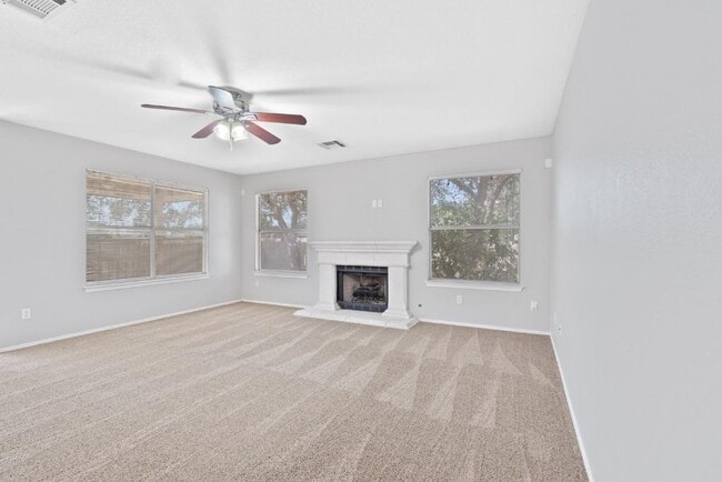 Photo - 1514 Royce Ln
