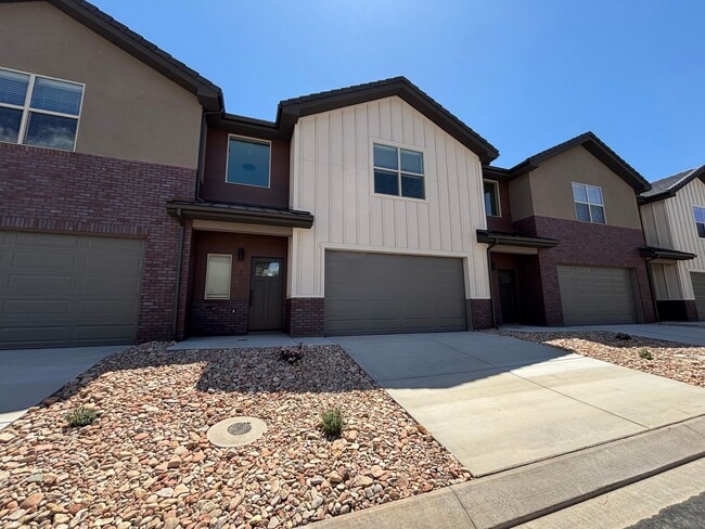 Photo - HURRICANE TOWNHOME FOR RENT!