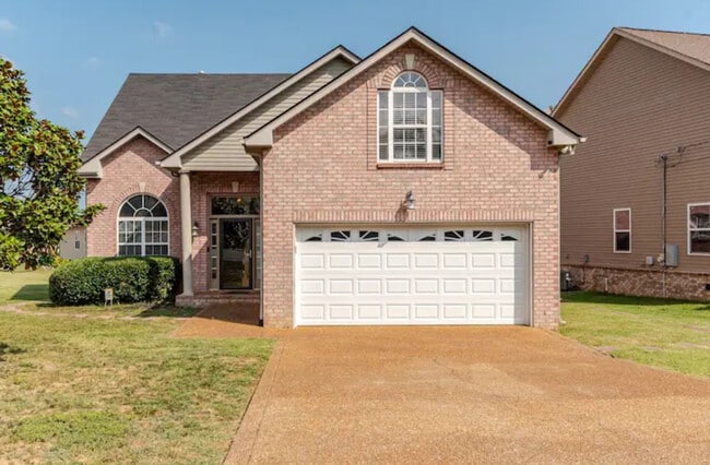 Photo - 901 Bordeaux Pl