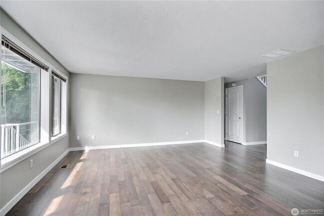 Photo - 5406 122nd Ave E