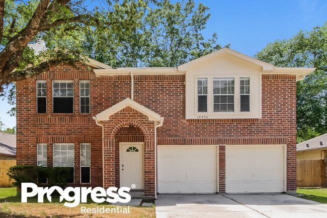 Building Photo - 18450 Hollow Oaks Cir
