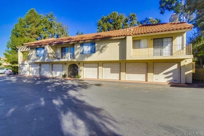 Building Photo - Spacious 3 bd/2ba 2 story Condo In San Marcos