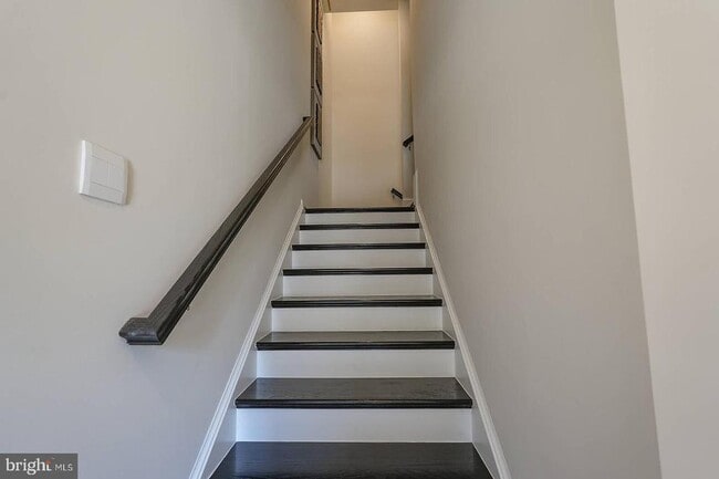 Building Photo - 869 Amity St Rental