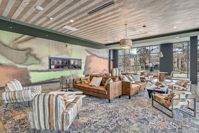 Photo - Albion Highland Park