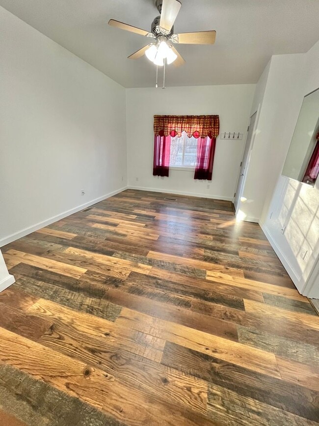 Photo - Spacious Fully Remodeled Ground Floor Duplex!