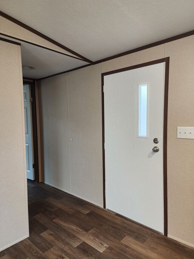 Photo - 141 Littleton St