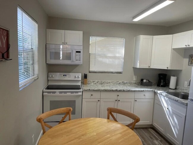 2640 NE Indian River Dr Unidad 2