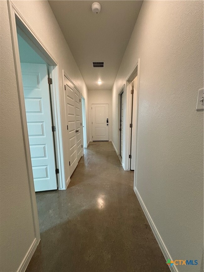 Building Photo - 2933 Quail Rdg Ln