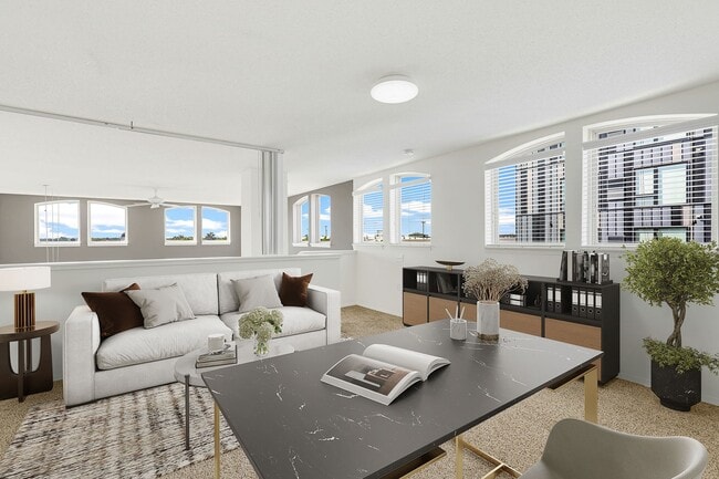 Photo - Uptown Lake Apartments