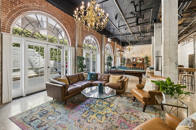 Social Lounge