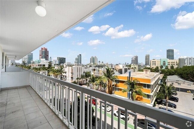 Building Photo - 401 Ocean Dr Rental