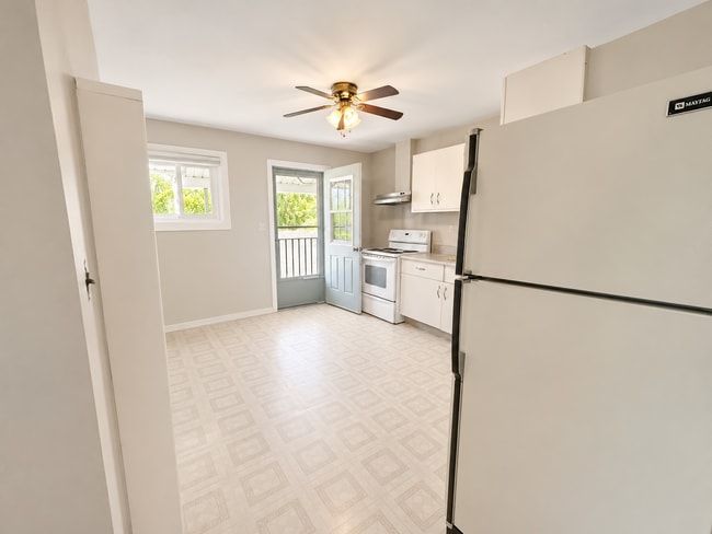 Photo - 1572 N Shore Dr