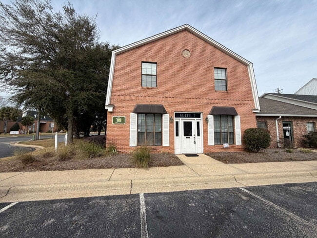 Building Photo - 4300 Bayou Blvd